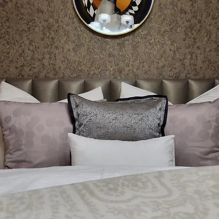 Pillow House Montibus Villa *