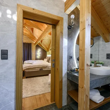 Vila Pillow House Montibus