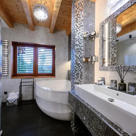 Pillow House Montibus Villa