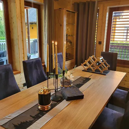 Pillow House Montibus Villa