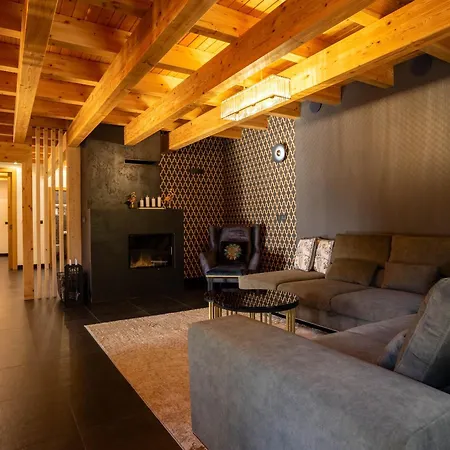 Vila Pillow House Montibus *